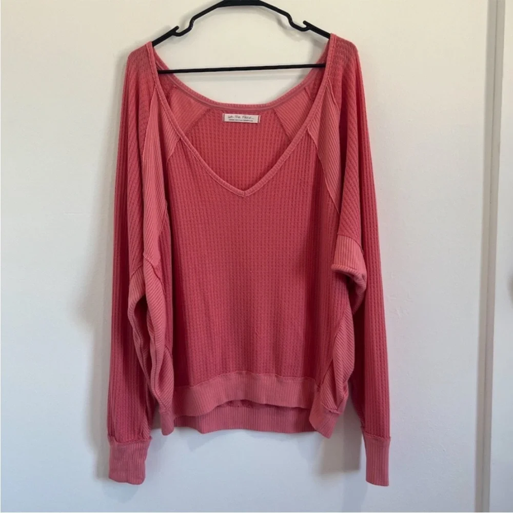**SOLD** Free People - We the Free - Pink V-Neck Long Sleeve Thermal - M - Picture 1 of 8
